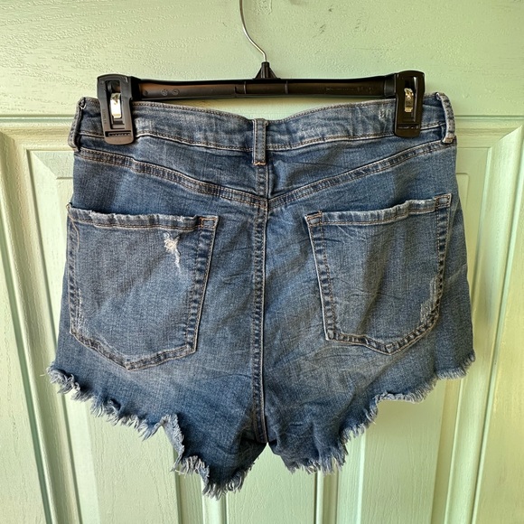 High Button Ripped Jean Shorts - Picture 3 of 3